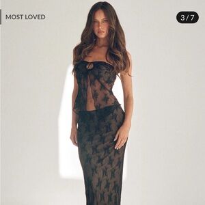 Tiger Mist Karolina Lace Skirt Set in Black